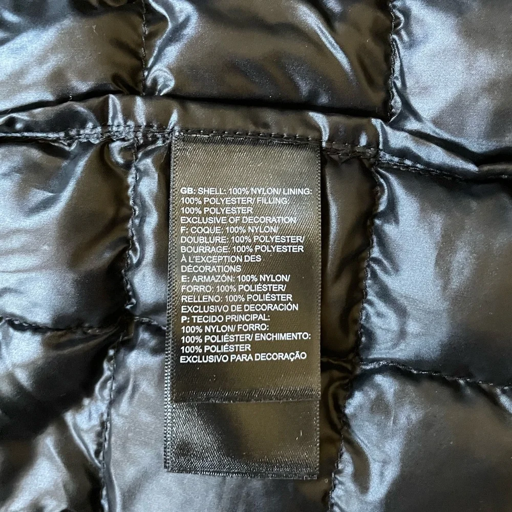 The North Face Women’s ThermoBall Eco Parka In Black - Picture 6 of 8